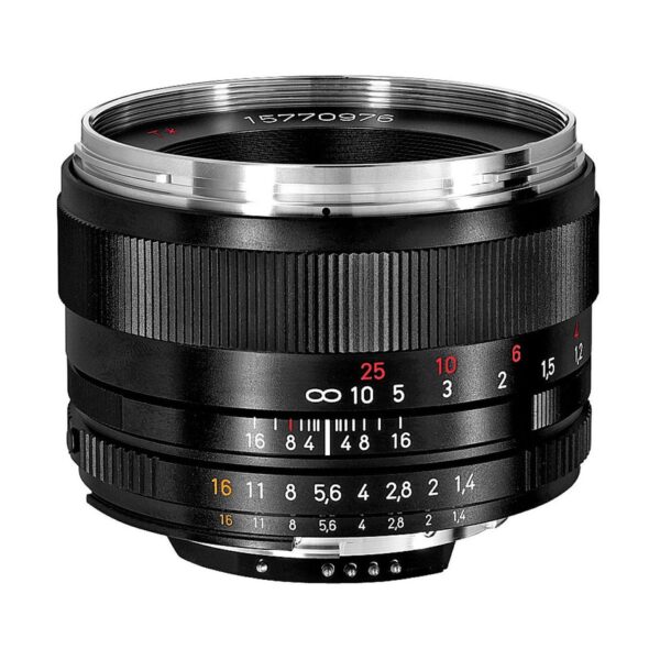 Zeiss 50mm f/1.4 Planar T* – Nikon F