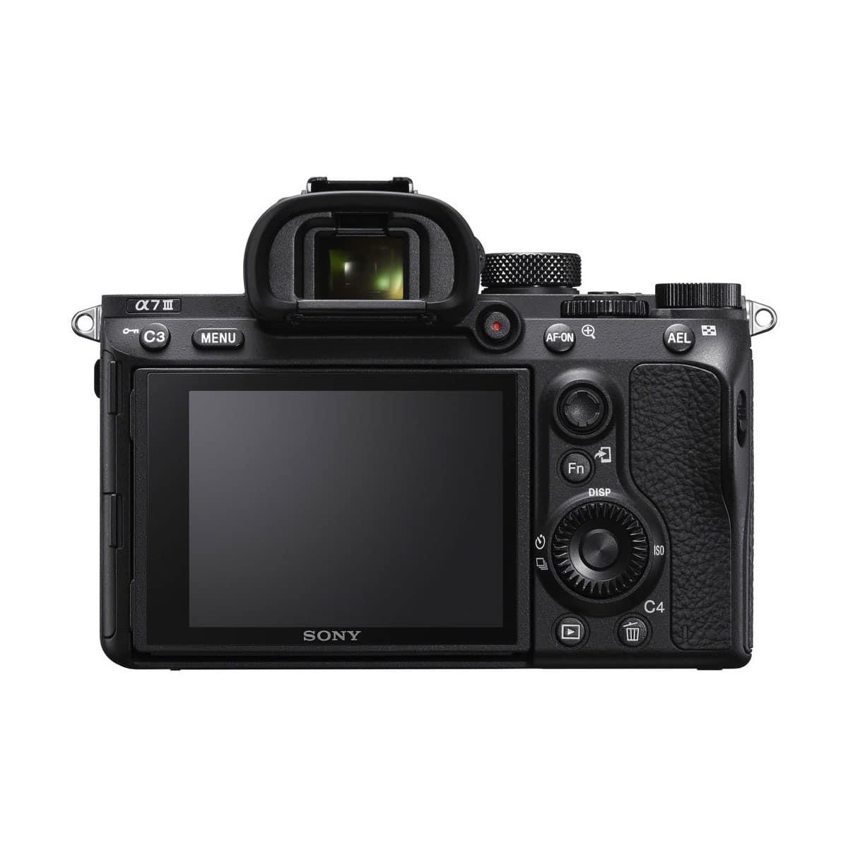 Sony A7 III – Peilitön Järjestelmäkamera + Sony GP-VPT2BT