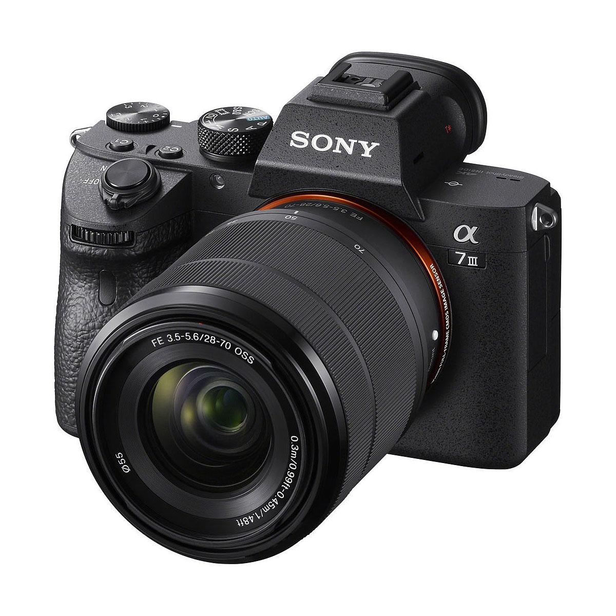 Sony A7 III - Mirrorless System Camera + Sony GP-VPT2BT