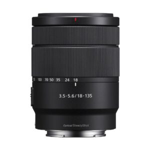 Sony E 18-135mm f/3.5-5.6 OSS