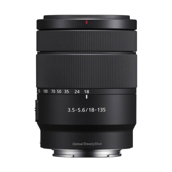 Sony E 18-135mm f/3.5-5.6 OSS