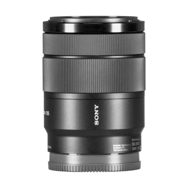 Sony E 18-135mm f/3.5-5.6 OSS