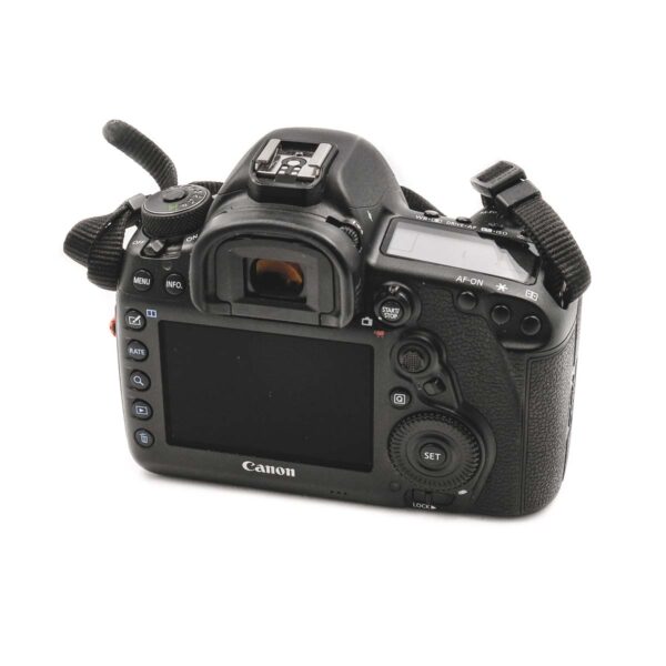 canon 5d iv 2