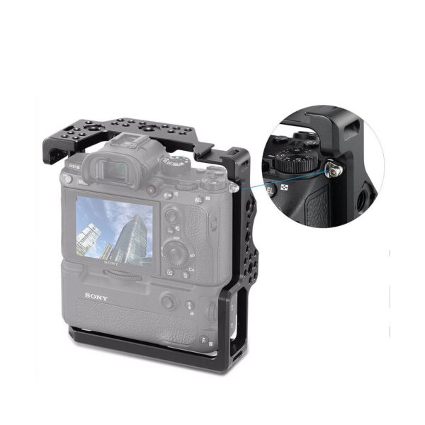SmallRig Cage for Sony A7RIII/A7M3/A7III with VG-C3EM Vertical Grip 2176