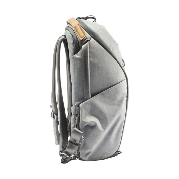 Peak Design Everyday Backpack Zip 20L Harmaa Peak Design Everyday Backpack Zip 20L Harmaa