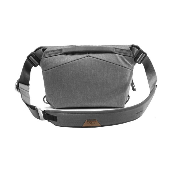 Peak Design Everyday Sling v2 3L Harmaa