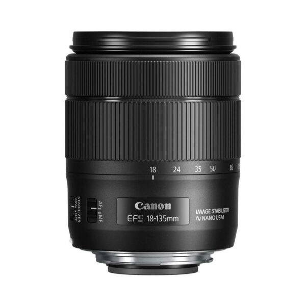 Canon EF-S 18-135mm f/3.5 - 5.6 IS USM