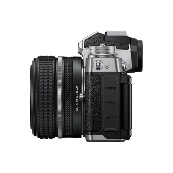 Nikon Z fc + Nikkor Z 28mm f/2.8 SE