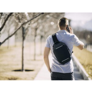 Gomatic Navigator Sling 6L Black