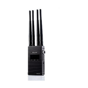 Accsoon CineEye 2 PRO 2.4 & 5GHz WiFi Transmitter HDMI on musta langaton videolaite, jossa on kolme korkeaa antennia, pieni näyttö ja ohjauspainikkeet, jotka näkyvät pystyssä valkoisella pohjalla.
