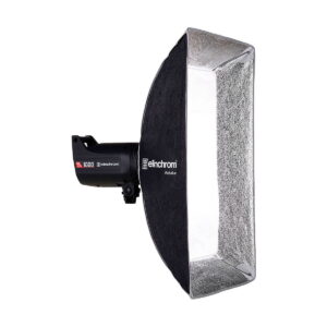Elinchrom_Rotalux_Rectabox_60x80cm_003 Elinchrom Rotalux Rectabox 60 x 80cm is a studio strobe with reflective silver interior, ideal for professional photography. The Elinchrom brand and RX 600 model are marked on the side.