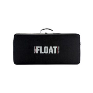 Musta suorakulmainen kantolaukku, jossa on yläkahva ja jonka etupuolelle on painettu valkoisella ja harmaalla "FLOAT" ja "Tilta Float (V-Mount)".