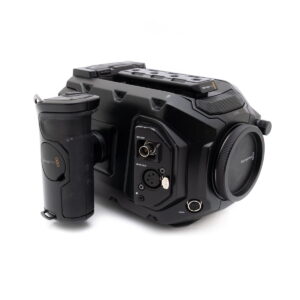 Blackmagic Ursa Mini Pro 4.6K G1 + shoulder rig - Käytetty