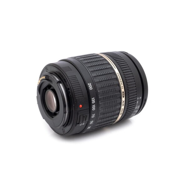 Tamron AF 18-200mm f/3.5-6.3 XR Di II Canon EF-S - Käytetty