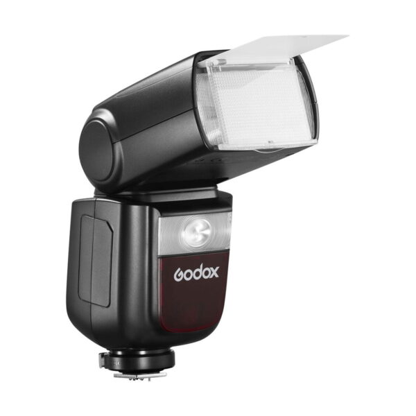 Godox Ving V860 III TTL -salamassa Canon-kameroille on suorakulmainen salamapää, kallistussäätö, läpikuultava diffuusori, punainen korostuspaneeli ja se kiinnitetään kameran kuumakenkään.
