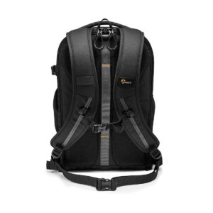 Lowepro Flipside 300 AW III -kamerareppu, musta, näkyy selästä pehmustetuilla olkahihnoilla, rintaremmillä, vyötäröhihnalla ja hienovaraisella Lowepro-logolla vasemmassa hihnassa - suunniteltu mukavaan, ergonomiseen kantamiseen ja järjestettyyn varustukseen.