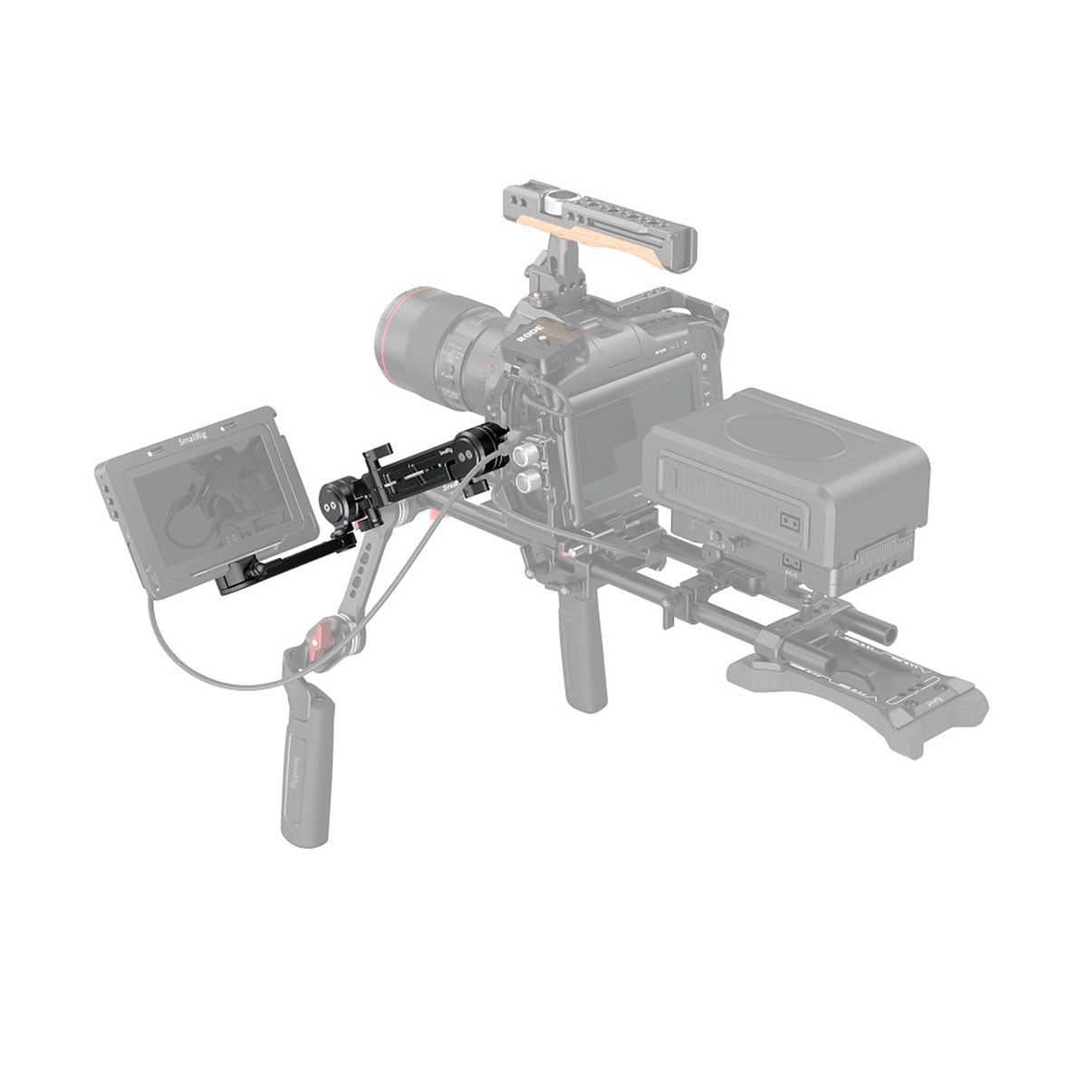 Ammattikäyttöön tarkoitettu kamerarigi, jossa on SmallRig 3507 Adjustable EVF Mount with NATO Clamp, joka on kiinnitetty monitoriin ja joka ulottuu rigin ulkopuolelle joustavaa sijoittelua varten.