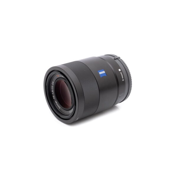 Sony FE Sonnar T* 55mm f/1.8 ZA (Kunto K5)- Käytetty