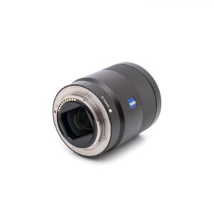 Sony FE Sonnar T* 55mm f/1.8 ZA (Kunto K5)- Käytetty