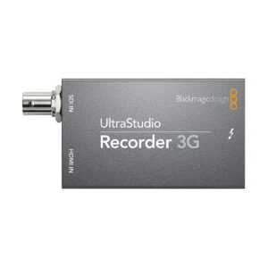 Blackmagic Ultrastudio Recorder 3G:n ylhäältä katsottuna sen harmaa runko on merkitty tuotenimellä, ja siinä on sekä SDI IN- että HDMI IN -portit.