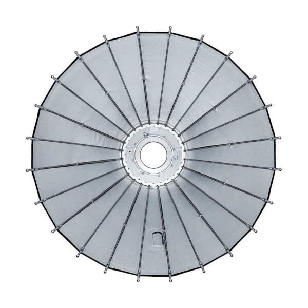 Ylhäältä katsottuna Godox Parabolic 68 Reflector Kitissä on suuri, pyöreä metallinen muotoilu, jossa on verkko keskellä, säteileviä tukitankoja ja pyöreä aukko keskellä, joka muistuttaa polkupyörän pyörää tai tuuletinta.