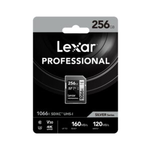 Lexar Pro 1066x U3 UHS-I R160/W120 256GB -muistikortti tarjoaa jopa 160MB/s luku- ja 120MB/s kirjoitusnopeuden, tukee V30- ja 4K UHD -muistia, ja se toimitetaan vähittäismyyntipakkauksessa osana Silver-sarjaa.