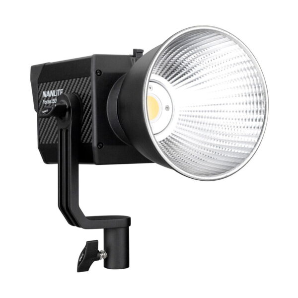 Nanlite_Forza_150_002 The black NANLITE Forza 150 Led Monolight LED light with a large silver-coloured, brushed reflector is mounted on an adjustable bracket with an LED light in the centre.