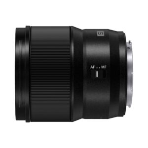 Panasonic-Lumix-S-lens-50mm-F18-01 The Panasonic Lumix S 50mm F/1.8 lens is shown in black on the side, with a textured focus ring, AF/MF switch and metal bracket against a white background.