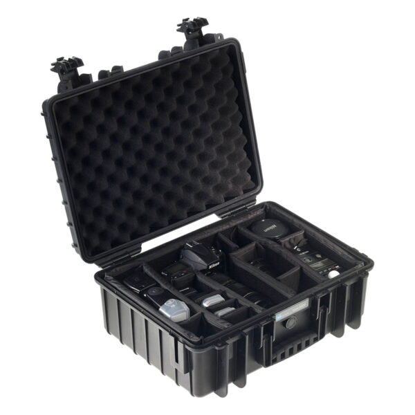B&W Type 5000 hard camera bag (with space system), black, includes foam padding and several compartments that neatly organise camera equipment such as lenses, batteries and accessories.