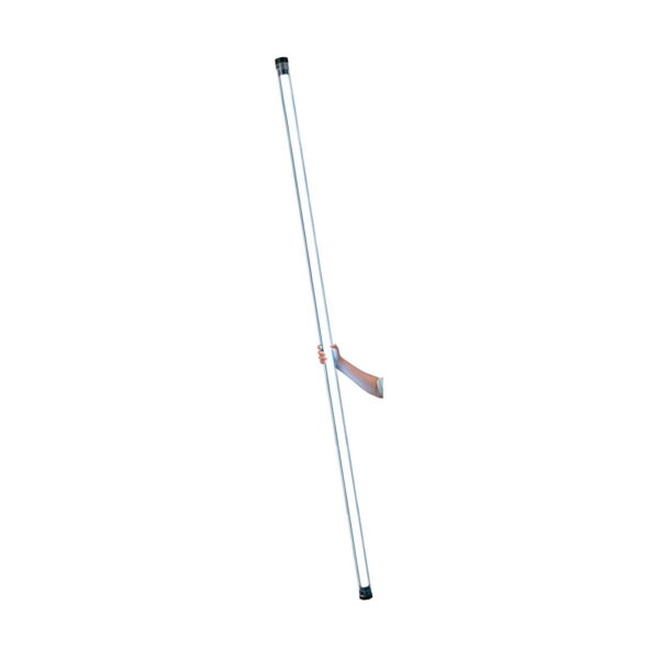 Käsi pitää NANLITE Waterproof Tube for PavoTube II 60X -putkea, pitkää, ohutta, valkoista lisävarustetta, pystysuorassa valkoista taustaa vasten.
