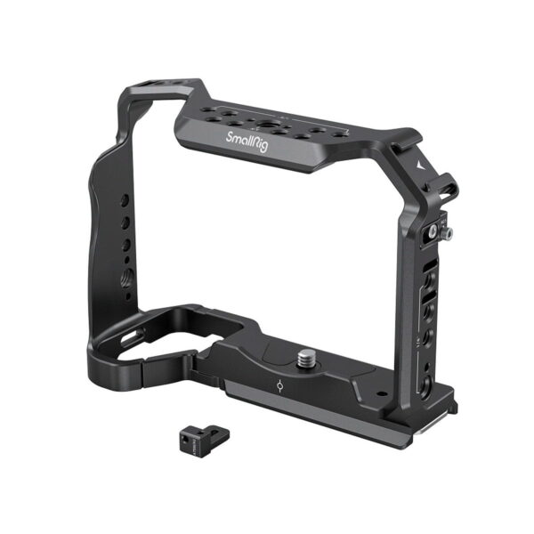 SmallRig 3667 Full Cage for Sony A7R V/A7R IV/A7 IV/A7S III/A1 is a black metal cage that protects the camera and provides multiple mounting points; a small mounting piece is located on the front of the cage.