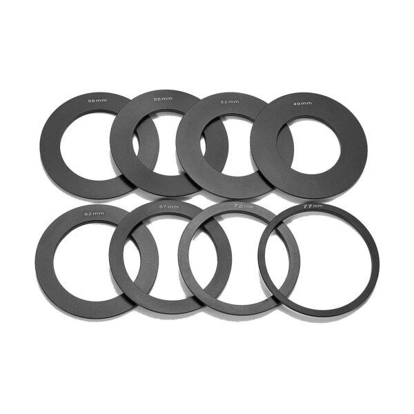 Godox MF12 -sovitinrengassarja sisältää kahdeksan mustaa metallirengasta, jotka ovat yhteensopivia Godox AD300 Pro -valaisimen kanssa. Jokainen rengas on merkitty millimetreinä ja esitetty kahdessa rivissä valkoisella pohjalla.