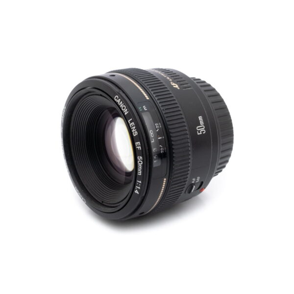 Canon EF 50mm f/1.4 USM - Käytetty