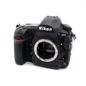 Nikon D850 + akkukahva (SC 81000, sis.ALV24%) - Käytetty