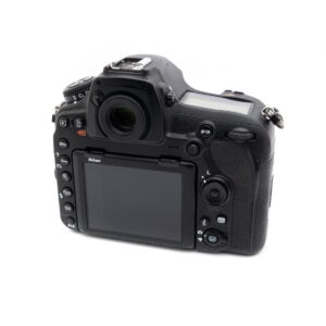 Nikon D850 + akkukahva (SC 81000, sis.ALV24%) - Käytetty