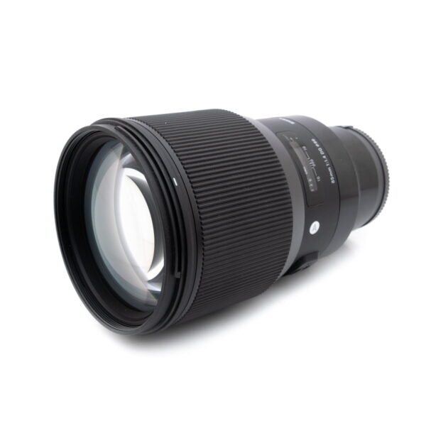 Sigma 85mm f/1.4 Art Sony E (sis.ALV24%) - Käytetty