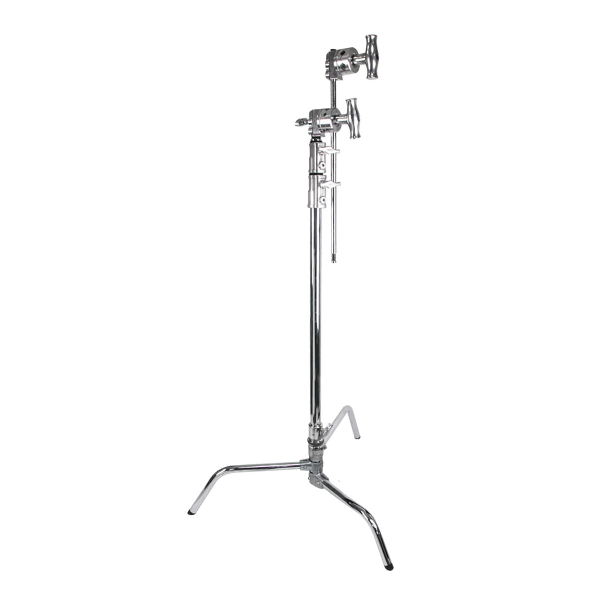 Kupo CT-20MK 20" Master C-Stand with Turtle Base Kit - Silver -jalustassa on tukeva kolmijalkainen rakenne, säädettävä korkeus ja käsivarret valaisimien tai laitteiden tukemiseen valokuvauksessa ja elokuvatuotannossa.