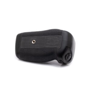 nikon_handle-3 Nikon MB-D16 battery grip - Used