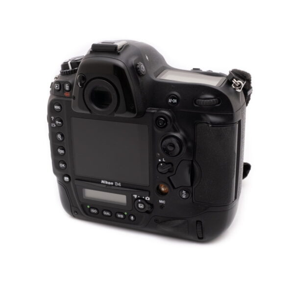 Nikon D4 (SC 43600) - Käytetty