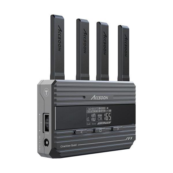 Accsoon CineView Quad Transmission HDMI/SDI, musta ja harmaa, jossa on neljä antennia, näyttö sekä useita etu- ja sivupainikkeita ja -portteja, näkyy valkoisella pohjalla.
