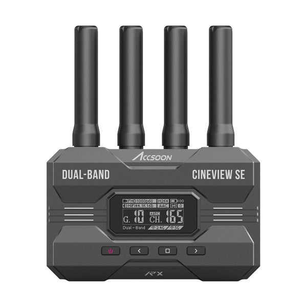 Mustassa Accsoon CineView SE WiFi Transmission SDI / HDMI -vastaanottimessa on neljä antennia ja digitaalinen etunäyttö teknisiä tietoja varten.