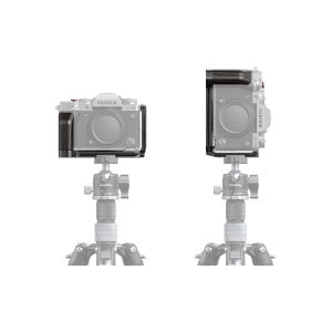 Two views of a Fujifilm camera on a tripod with SmallRig 2976 L-Bracket for Canon EOS R5, R6 & R5C attached, front and side with white background.