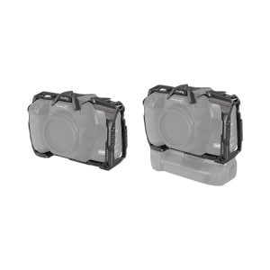 Kaksi SmallRig 3517 Full Cagea BMPCC 6K Pro & 6K G2:lle näytetään vierekkäin: toinen kameran rungossa ja toinen kamerassa, jossa on akkukahva. Nämä häkit on suunniteltu suojaamaan ja tukemaan kameralaitteita.