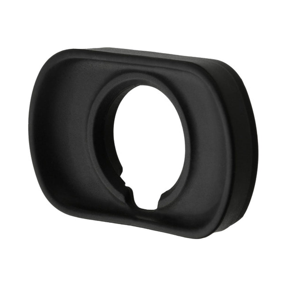 Fujifilm Medium Eyecap / silmäsuojus on musta, ovaalinmuotoinen kuminen silmäsuojus, jossa on keskellä pyöreä aukko ja joka on suunniteltu varaosaksi kameran tai kiikarin etsimeen.