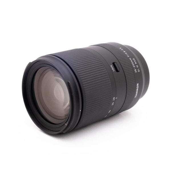Tamron 28-200mm f/2.8-5.6 Di III RXD Sony FE (Takuu 12kk) - Käytetty