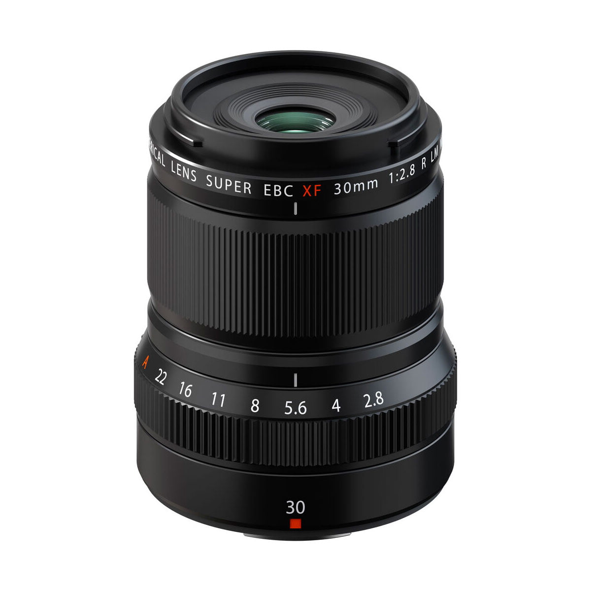 Fujifilm Fujinon XF 30mm f/2.8 R LM WR Macro -objektiivi, musta, jossa on valkoiset ja punaiset merkinnät sekä aukkomerkinnät ja harjattu tarkennusrengas, näkyy valkoista taustaa vasten.
