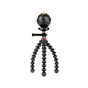 JOBY GorillaPod 500 Action Jalusta Musta/Harmaa sisältää mustan, fasettipintaisen pallokameran, joka on asennettu joustavalle jalustalle, jossa on kolme taivutettavaa, segmentoitua jalkaa, ja joka seisoo pystyssä valkoista taustaa vasten.