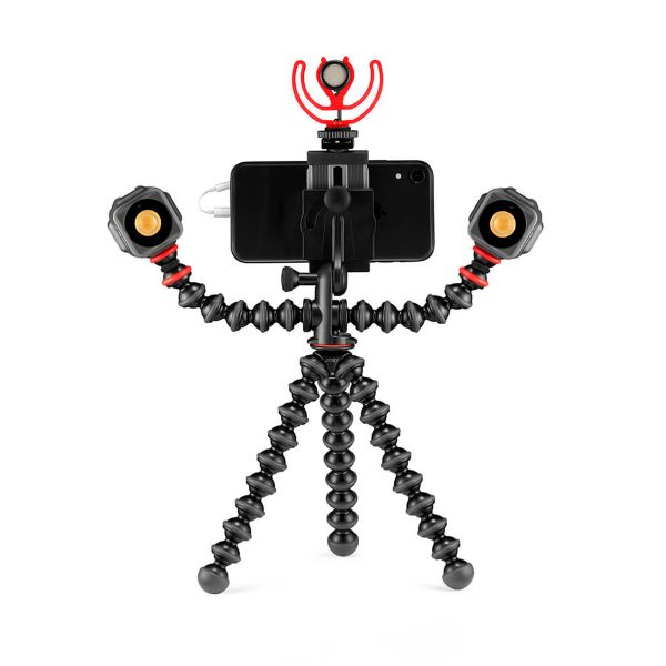 Joby Wavo Mobile - Mikrofoni -asennus sisältää taipuisan jalustan, jossa on taipuisat jalat, älypuhelimen pidikkeen, kaksi pientä valoa taipuisissa käsivarsissa ja punaisen etumikrofonin - ihanteellinen mobiilivalokuvaukseen tai videokuvaukseen.