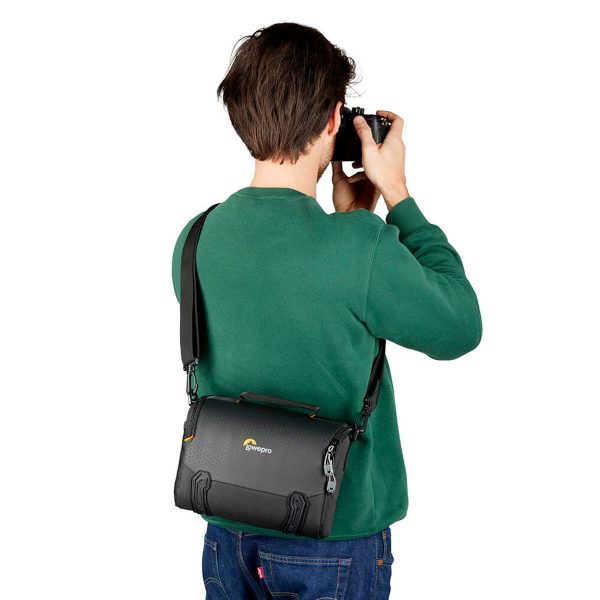Lowepro Adventura SH 140 III