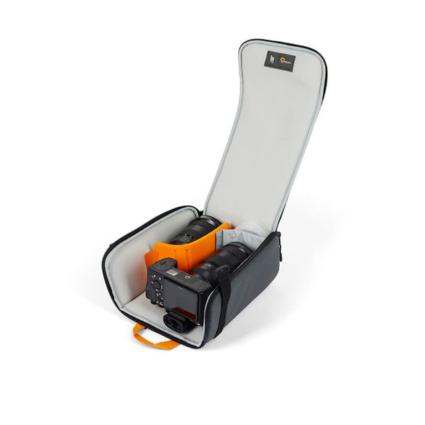 Lowepro Trekker Lite BP 250 AW -kamerareppu, musta